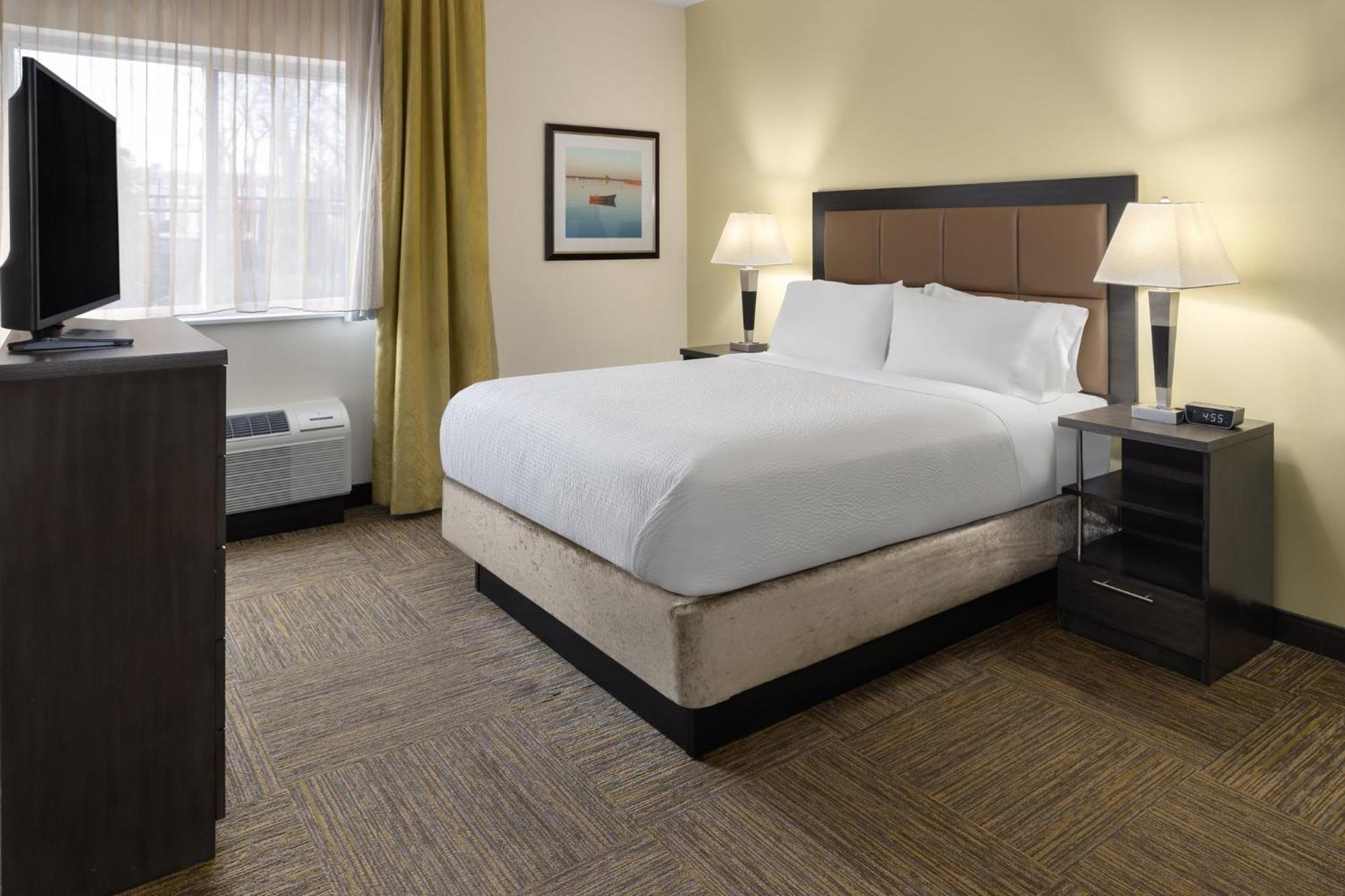 Candlewood Suites Philadelphia - Airport Area By Ihg Честър Екстериор снимка